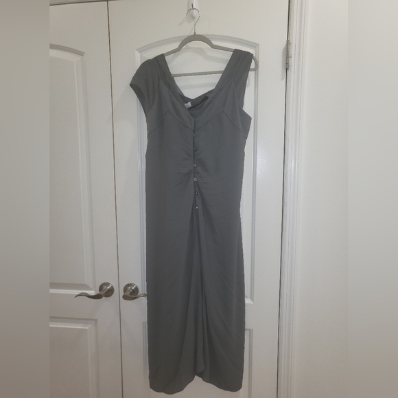 16. NWT MAISON MARGIELA POLY GEORGETTE DRESS IN ASPHALT - Picture 6 of 10